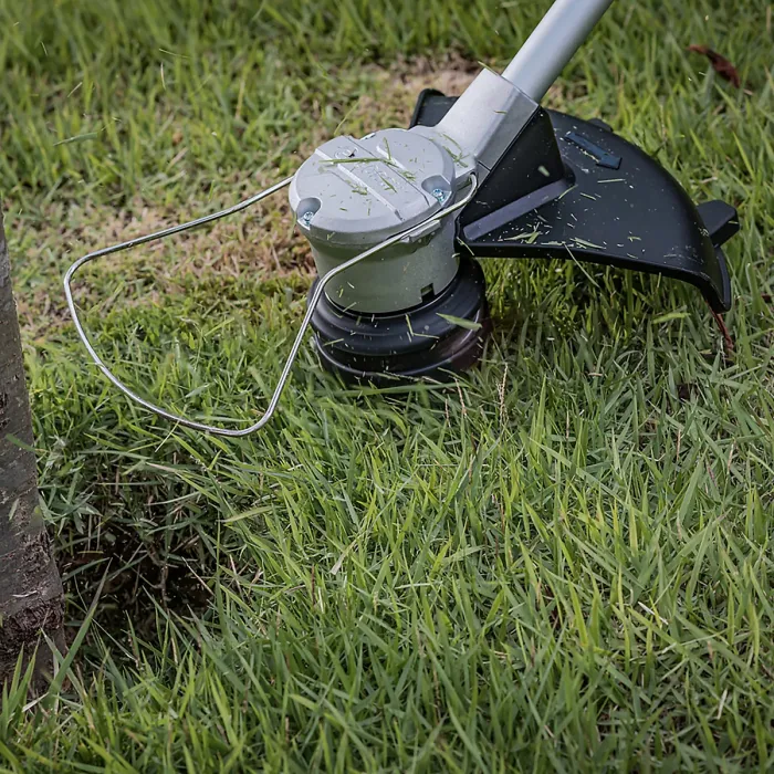 Bosch Professional GFR 18V-23 18V Cordless Brushcutter & line trimmer - Bare