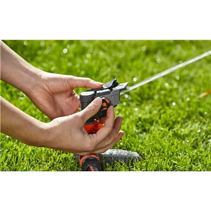 GARDENA Premium Full or Part Circle Pulse Sprinkler