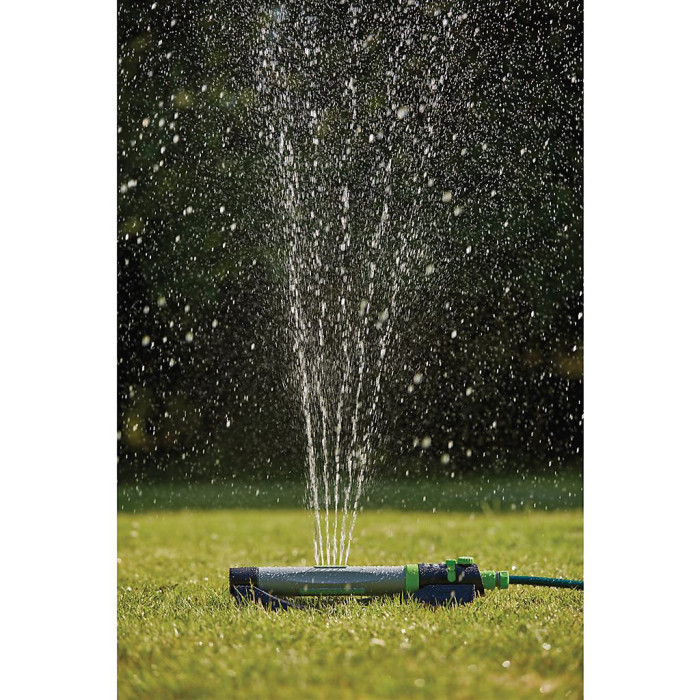 Draper 3-in-1 Oscillating Sprinkler For Various Garden Areas, 3 Spray Options, Small & Large Lawns