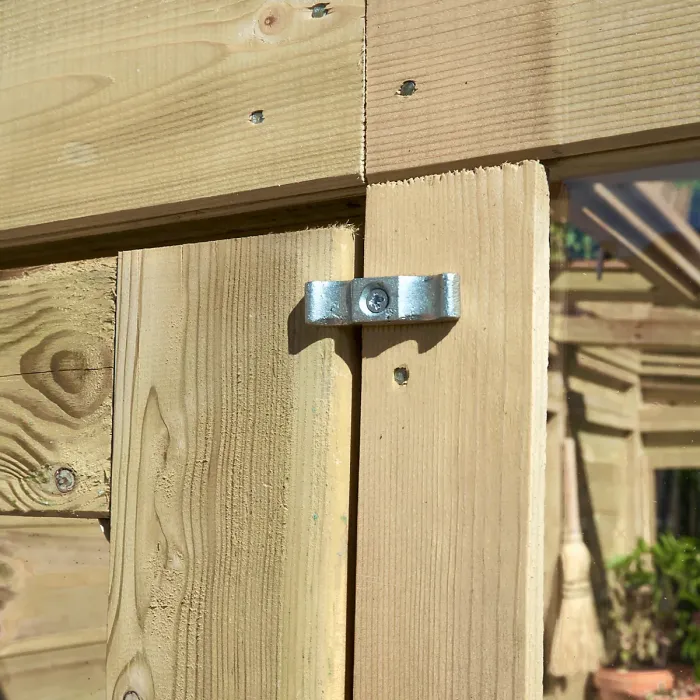 Lean To Green House 4 x 8 Open Back