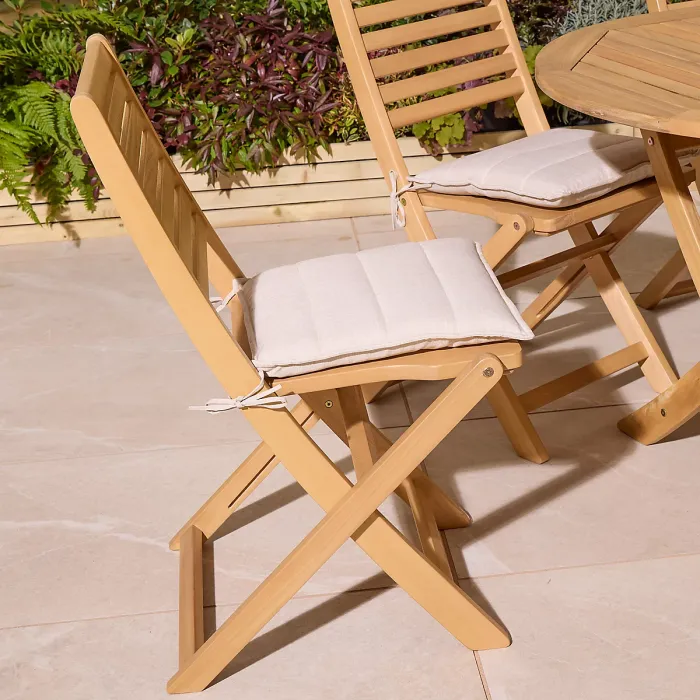 Rowlinson Ashdown Folding 8 Seat Oval Dining Set with Cushions