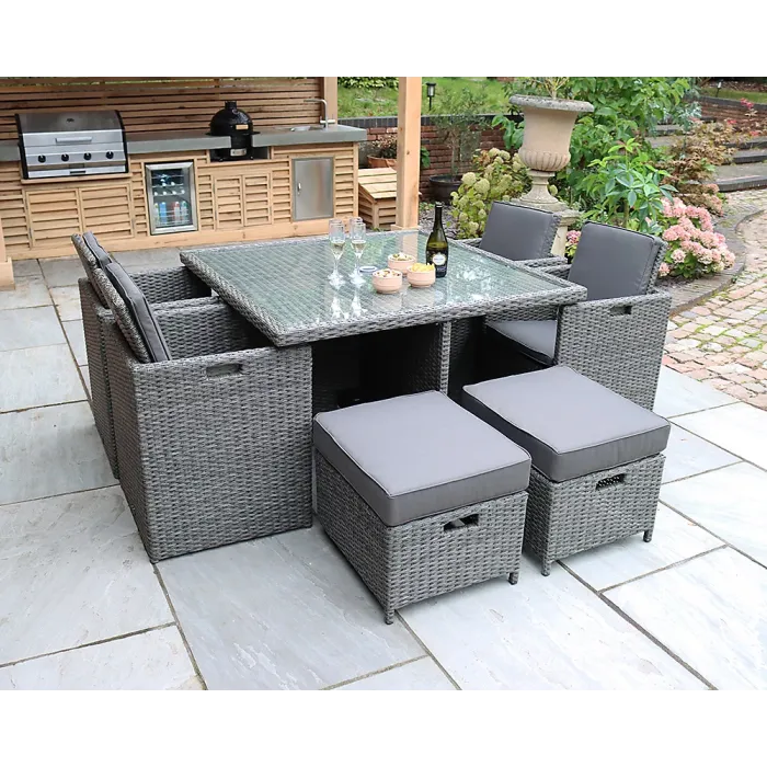 Royalcraft Paris 8 Seater Cube Set