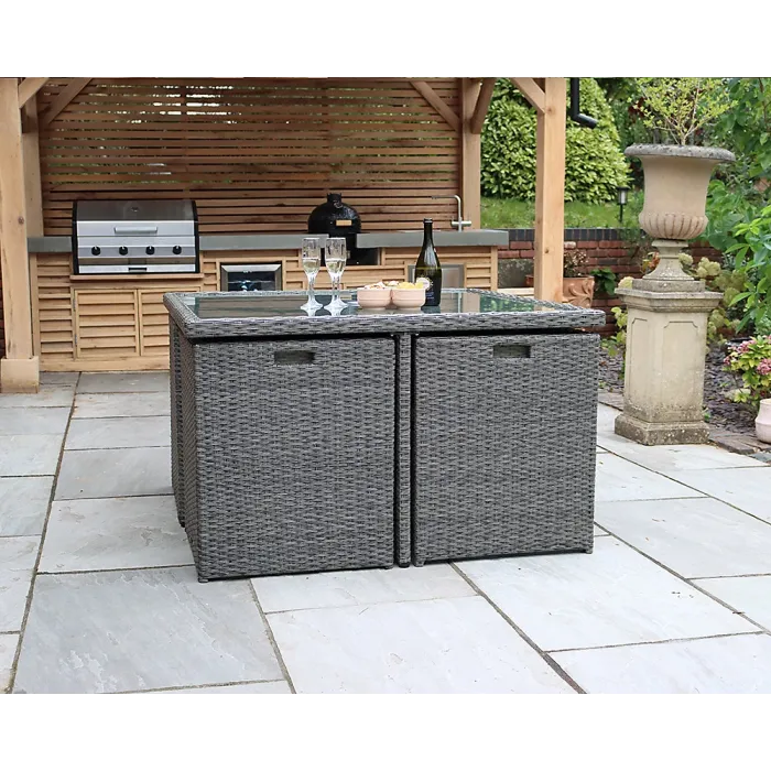 Royalcraft Paris 8 Seater Cube Set