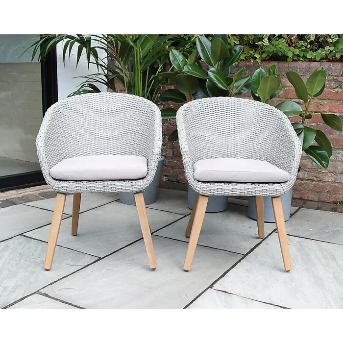 LUNA 120cm Round concrete table with 4 Sol Dining Chairs