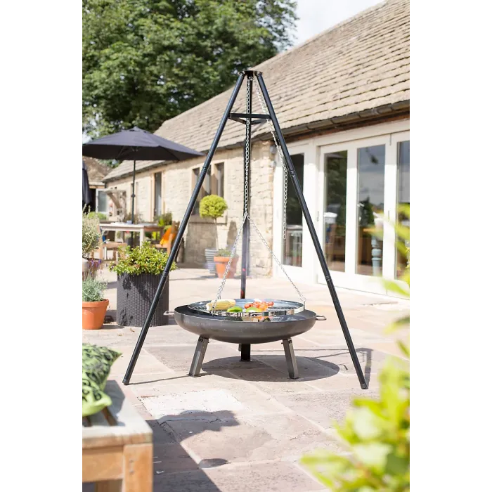 La Hacienda Tripod With Adjustable Chrome Hanging Grill - L 108 cm x W 128 cm x H 172 cm
