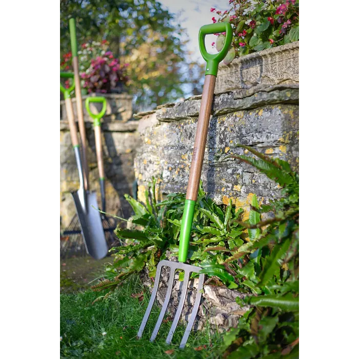 AMES High-Quality Carbon Steel Digging Garden Fork - L 111 cm x W 19 cm x D 5.5 cm