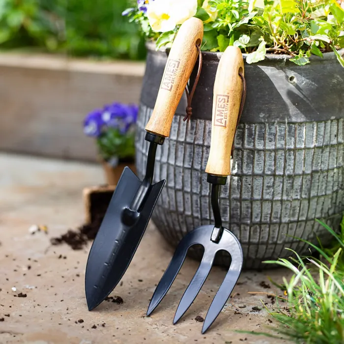 AMES High-Quality Carbon Steel Garden Hand Fork