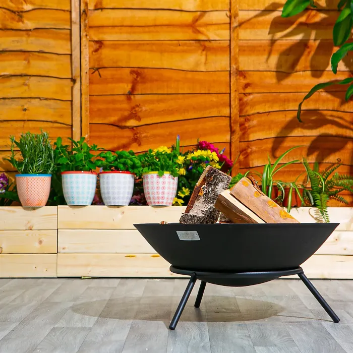 Harbour Housewares Steel Garden Fire Pit - 56cm - Black