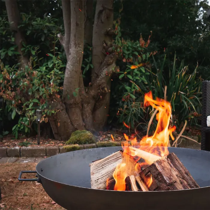 Harbour Housewares Cast Iron Garden Fire Pit - 100cm - Grey