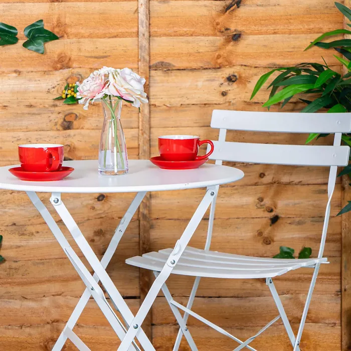 Harbour Housewares 2 Seater Sussex Bistro Set - Round - White