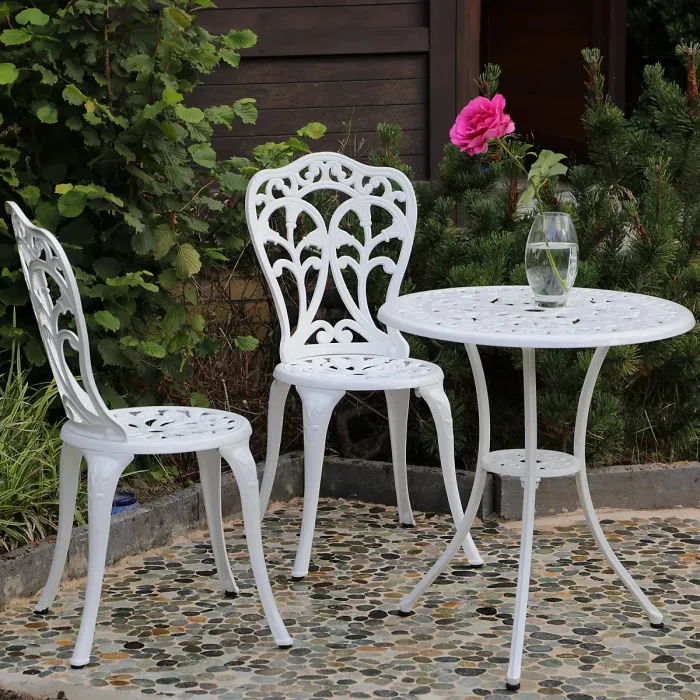 Lazy Susan Tulip White metal garden bistro set