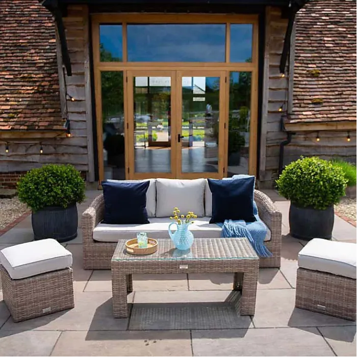 Primrose Living Classic Rattan 5 Seater Garden Furniture Sofa Set with Coffee Table and Footstools