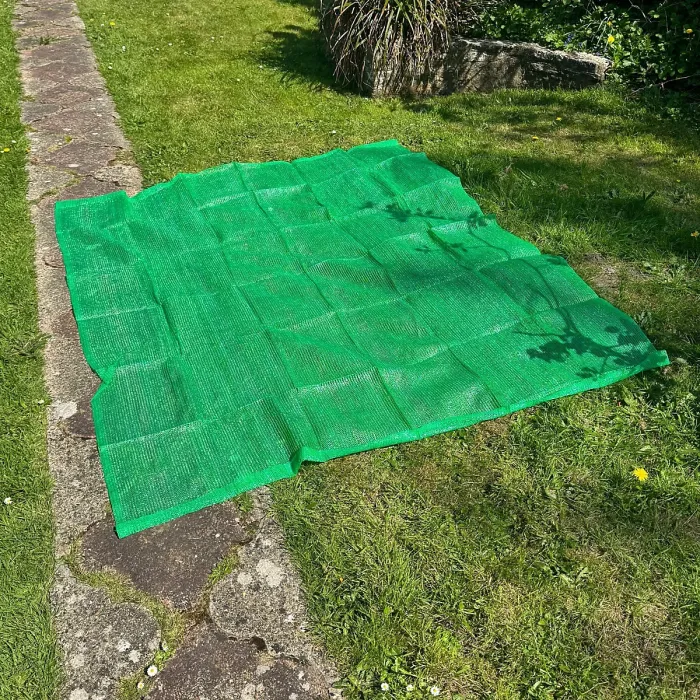 Greenhouse Sun Shade & Privacy Screen Net (2.5m x 1.8m) - 65% Shading Rate