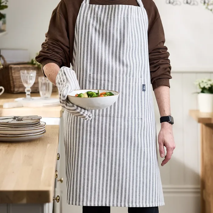 Traditional Style Grey Cotton Stripe Cooking Kitchen Apron, Chef Apron, Kitchen Linen Garden BBQ Apron