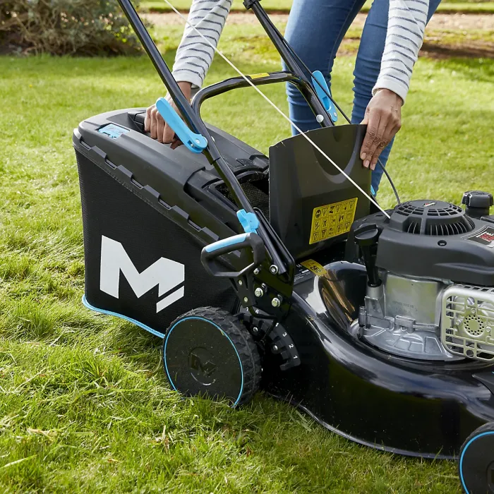 Mac Allister MLMP300H40 125cc Petrol Rotary Lawnmower