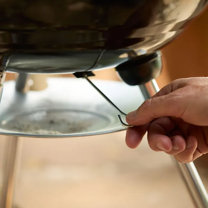 Hi-Gear Classic Mini Kettle BBQ with Wheels with Storage Rack, Outdoor Cooking