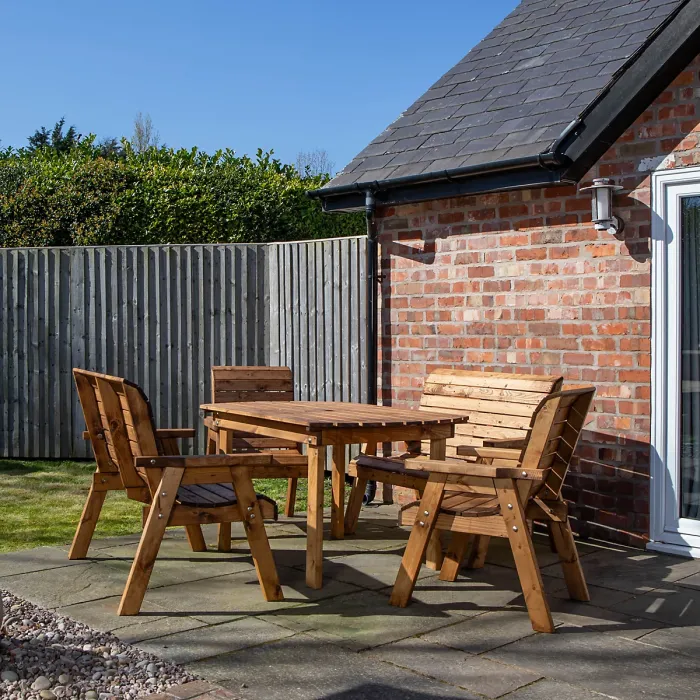 Outdoor Luxury Hand Made 6 Seater Chunky Rustic Wooden Garden Furniture Table and Chairs Set 137cm Table