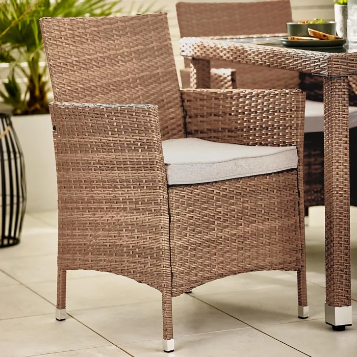 FurnitureboxUK Barbados Light Brown Rattan 4 Seat Garden Dining Set - Outdoor Dining Table and Rattan Chairs Set For Patio or Deck
