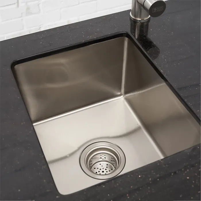 Draco Grills 4 Burner BBQ Modular Outdoor Kitchen with Sink and Fridge Unit