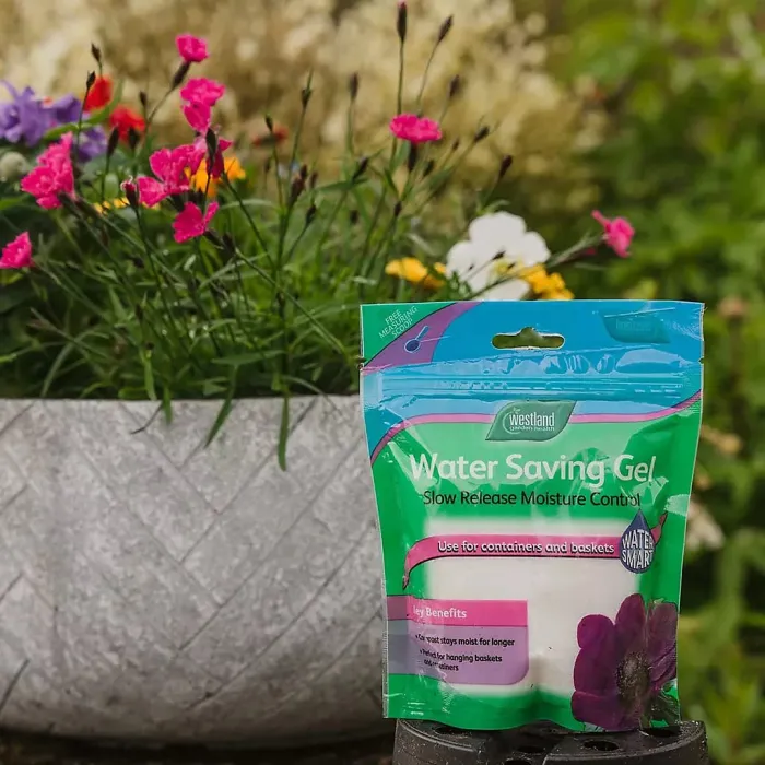 Westland Water Saving Gel, Slow Release Moisture Control for Pots Containers Baskets-Reduces Watering Frequency, 250g