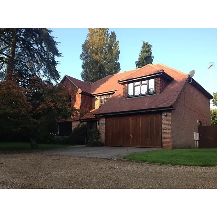 Stonecare4U - Roof Cleaner (5L) - Fast & Easy, Highly Effective, Removes Dirt, Moss and Green Algae For A Range Of Surfaces