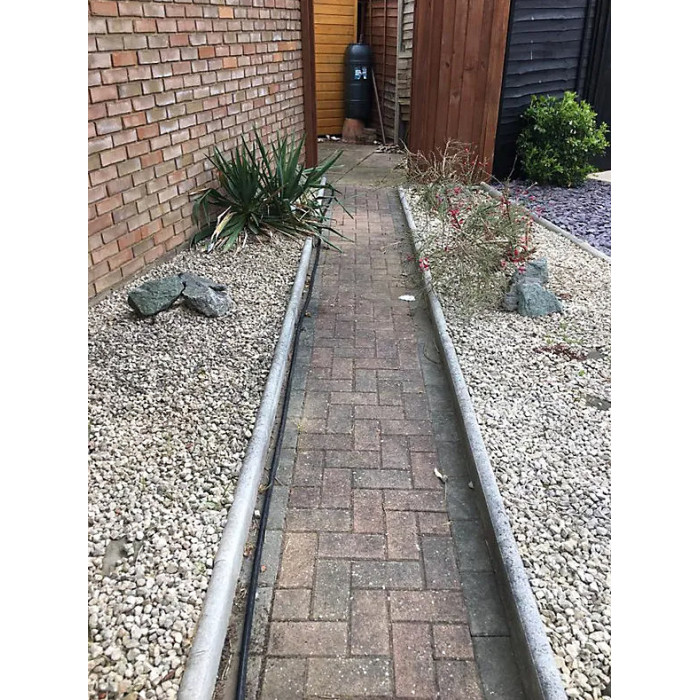 Stonecare4U Block Paving Cleaner (5L) - Easy Removal of Dirt, Moss, Weeds & Algae