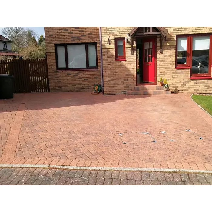 Stonecare4U Block Paving Cleaner (5L) - Easy Removal of Dirt, Moss, Weeds & Algae