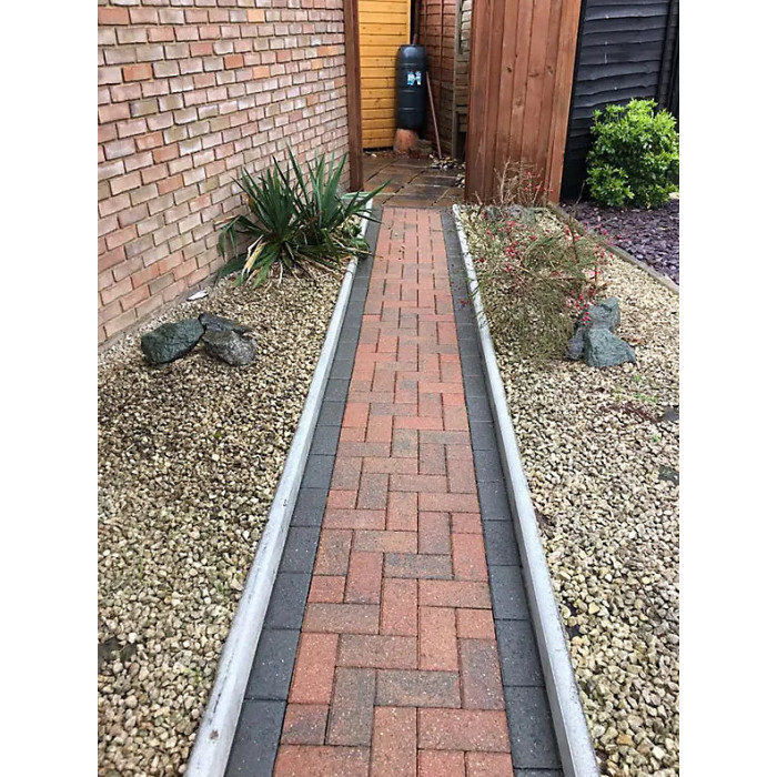 Stonecare4U Block Paving Cleaner (5L) - Easy Removal of Dirt, Moss, Weeds & Algae