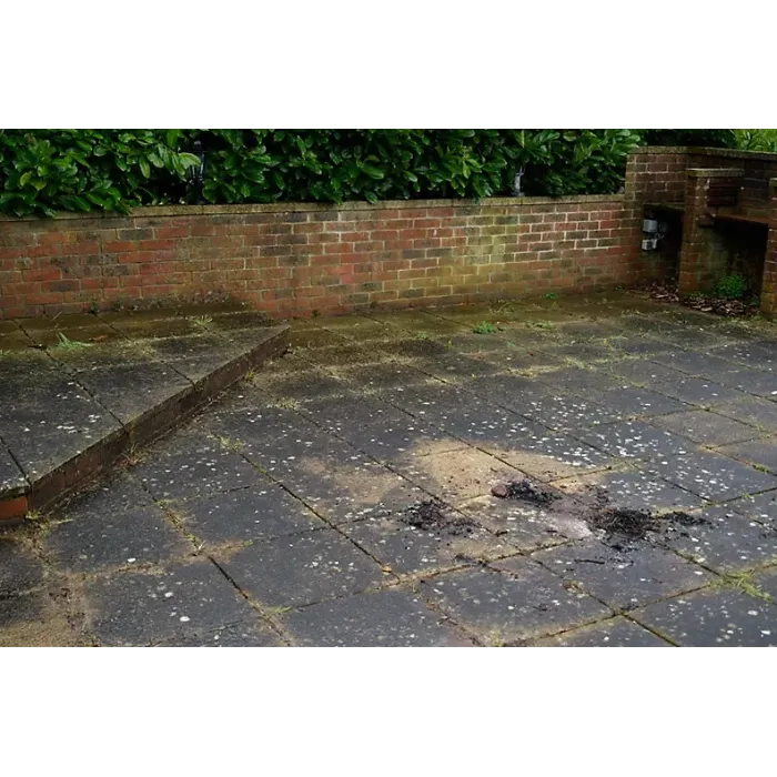 Stonecare4U - Patio Perfect (5L) - Alkaline Patio Cleaner - Removes, Dirt, Grime and Algae Without Damaging Natural Stone