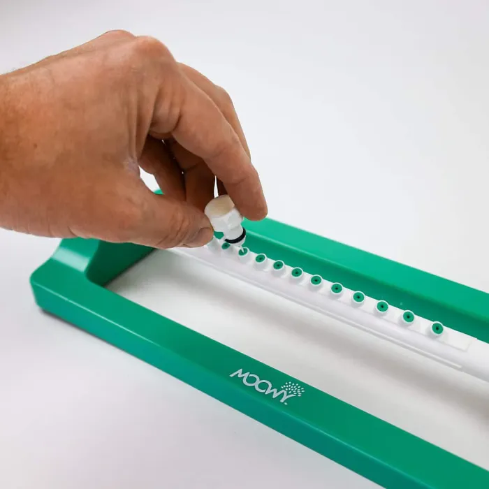 MOOWY Oscillating Garden Sprinkler - Fully Adjustable and Uniform Coverage up to 330 m²