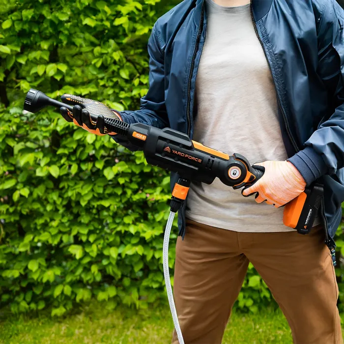 Yard Force 20V Aquajet Cordless Pressure Cleaner with 2.5Ah Lithium-Ion Battery, Charger and Accessories - LW C02A - CR20 Range