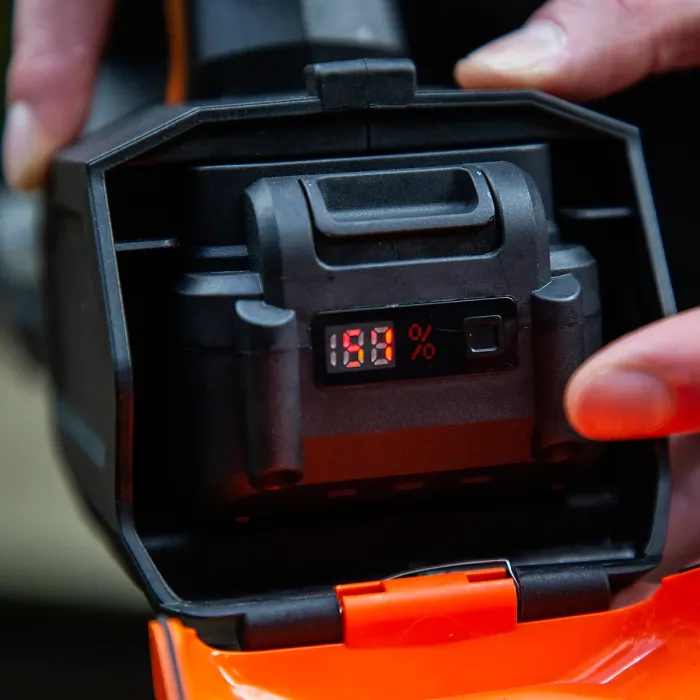 Yard Force 20V 4.0Ah Aquajet Cordless Pressure Cleaner with Lithium-Ion Battery, Charger and Accessories - CR20 Range - LW C04