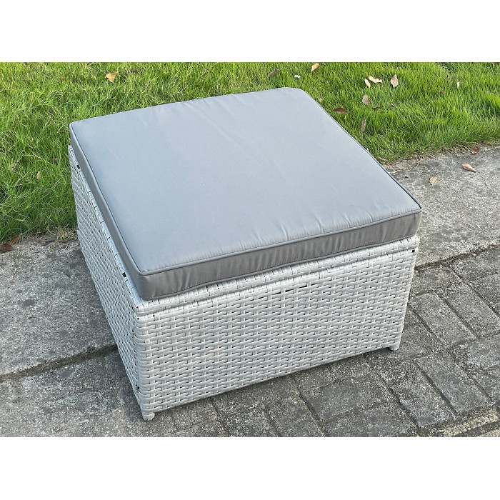 8-Seater Grey Rattan Outdoor Sofa Set - Includes Coffee Table And Armchairs