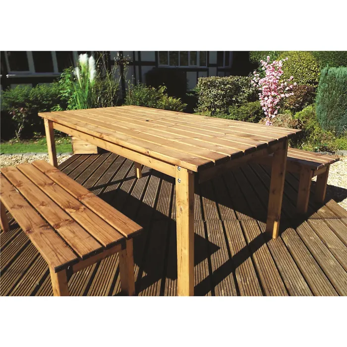 Traditional Six Seater Table Set