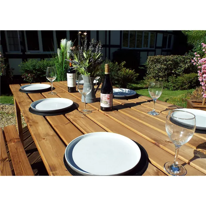 Traditional Six Seater Table Set