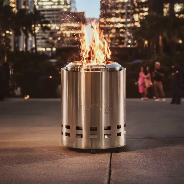 HerQs Smokeless FirePit Mighty - smokeless firepit for small outdoor spaces, includes 1x protective cover & 1x stable ring stand