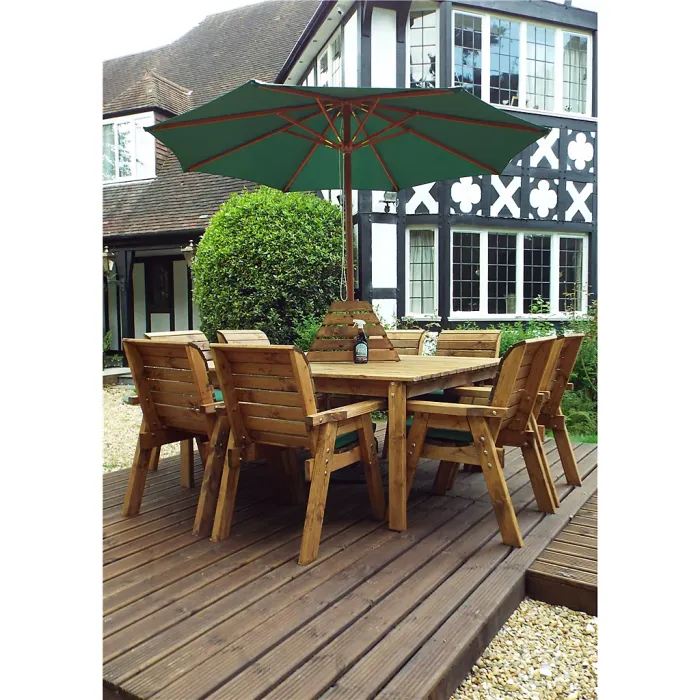 Traditional Eight Seater Table Set with 8 x Green Chair Cushions, 1 x Green Parasol & Base & 1 x Cushion Storage Bag